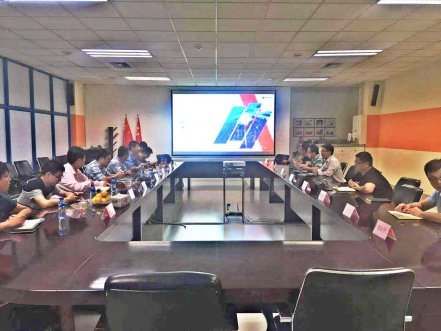 中科院海岸带研究所向导专家一行到EMC易倍软件考察